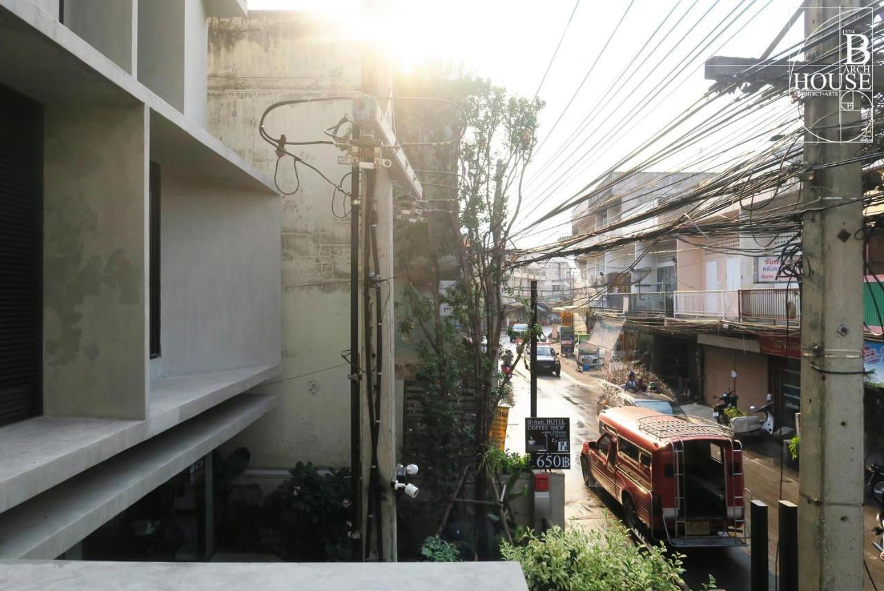 B Arch House Hotel And Cafe Ll No Parking Ll — Photos 1